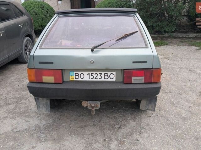 Серый ВАЗ 2109, объемом двигателя 1.6 л и пробегом 320 тыс. км за 700 $, фото 1 на Automoto.ua