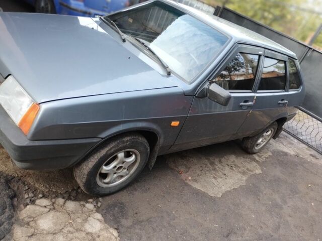Серый ВАЗ 2109, объемом двигателя 1.6 л и пробегом 72 тыс. км за 2000 $, фото 2 на Automoto.ua
