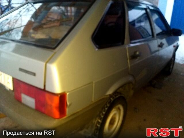 Серый ВАЗ 2109, объемом двигателя 1.6 л и пробегом 1680 тыс. км за 1650 $, фото 2 на Automoto.ua