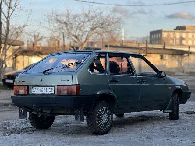 Серый ВАЗ 2109, объемом двигателя 1.6 л и пробегом 220 тыс. км за 1800 $, фото 2 на Automoto.ua