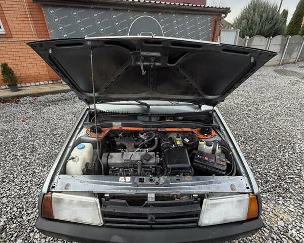 Серый ВАЗ 2109, объемом двигателя 1.6 л и пробегом 200 тыс. км за 2300 $, фото 8 на Automoto.ua