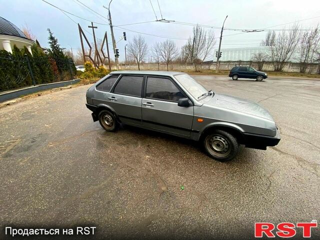 Серый ВАЗ 2109, объемом двигателя 1.6 л и пробегом 288 тыс. км за 1600 $, фото 1 на Automoto.ua