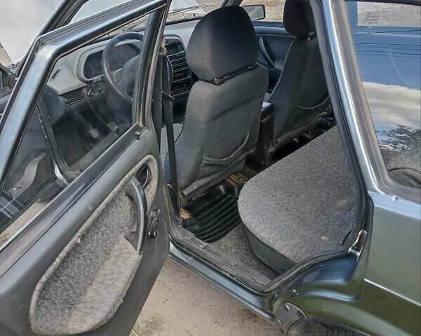 Серый ВАЗ 2109, объемом двигателя 1.6 л и пробегом 197 тыс. км за 2500 $, фото 5 на Automoto.ua