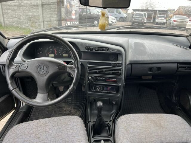 Серый ВАЗ 2109, объемом двигателя 1.6 л и пробегом 190 тыс. км за 1899 $, фото 5 на Automoto.ua