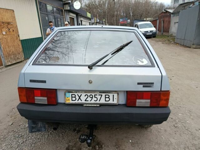 Серый ВАЗ 2109, объемом двигателя 1.6 л и пробегом 230 тыс. км за 750 $, фото 2 на Automoto.ua