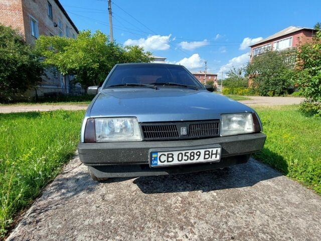 Серый ВАЗ 2109, объемом двигателя 1.6 л и пробегом 205 тыс. км за 1700 $, фото 3 на Automoto.ua