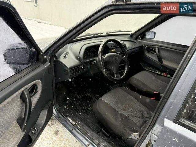 Серый ВАЗ 2109, объемом двигателя 1.6 л и пробегом 288 тыс. км за 1250 $, фото 10 на Automoto.ua