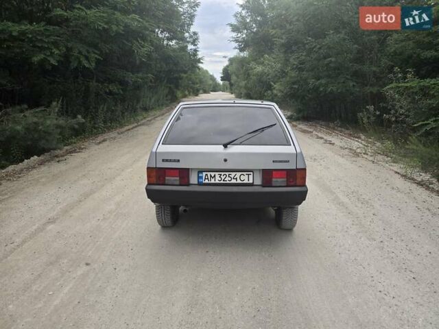 ВАЗ 2109 2011 в Житомире на Automoto.ua Серый ВАЗ 2109, объемом двигателя 1.6 л и пробегом 89 тыс. км за 2400 $, фото 4 на Automoto.ua