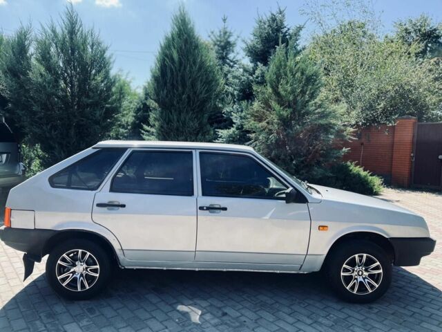 Серый ВАЗ 2109, объемом двигателя 1.6 л и пробегом 12 тыс. км за 2600 $, фото 3 на Automoto.ua