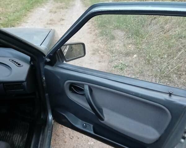 Сірий ВАЗ 2109, об'ємом двигуна 1.6 л та пробігом 152 тис. км за 2750 $, фото 8 на Automoto.ua
