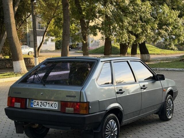 Сірий ВАЗ 2109, об'ємом двигуна 1.6 л та пробігом 200 тис. км за 1406 $, фото 4 на Automoto.ua
