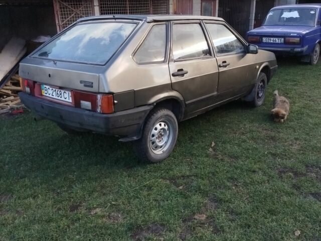 Серый ВАЗ 2109, объемом двигателя 1.5 л и пробегом 120 тыс. км за 450 $, фото 2 на Automoto.ua