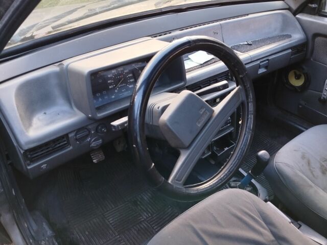 Серый ВАЗ 2109, объемом двигателя 1.5 л и пробегом 120 тыс. км за 450 $, фото 4 на Automoto.ua