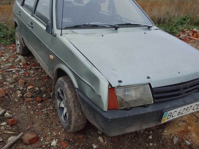 Серый ВАЗ 2109, объемом двигателя 0 л и пробегом 1000 тыс. км за 403 $, фото 1 на Automoto.ua