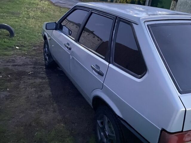 Сірий ВАЗ 2109, об'ємом двигуна 1.5 л та пробігом 145 тис. км за 1309 $, фото 4 на Automoto.ua