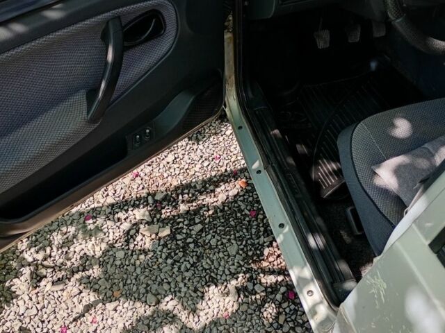 Серый ВАЗ 2109, объемом двигателя 1.6 л и пробегом 150 тыс. км за 1500 $, фото 4 на Automoto.ua