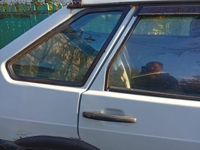 ВАЗ 2109 1991 у Дніпро (Дніпропетровську) на Automoto.ua Сірий ВАЗ 2109, об'ємом двигуна 1.5 л та пробігом 889 тис. км за 665 $, фото 6 на Automoto.ua