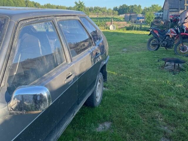 Серый ВАЗ 2109, объемом двигателя 1.5 л и пробегом 400 тыс. км за 1000 $, фото 3 на Automoto.ua