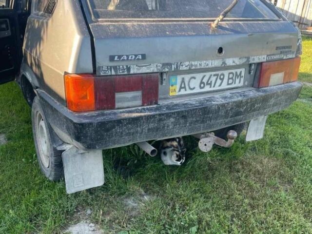 Серый ВАЗ 2109, объемом двигателя 1.5 л и пробегом 400 тыс. км за 1000 $, фото 2 на Automoto.ua