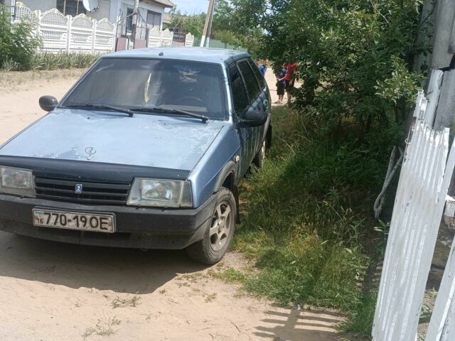 Серый ВАЗ 2109, объемом двигателя 1.5 л и пробегом 1000 тыс. км за 800 $, фото 4 на Automoto.ua
