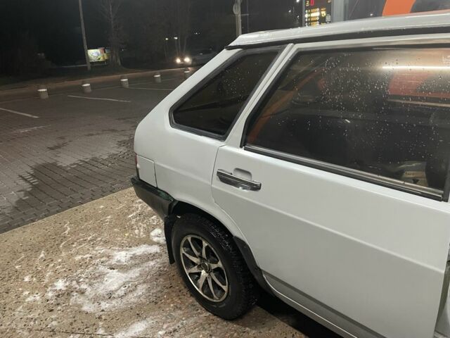 Серый ВАЗ 2109, объемом двигателя 1.6 л и пробегом 170 тыс. км за 1121 $, фото 4 на Automoto.ua