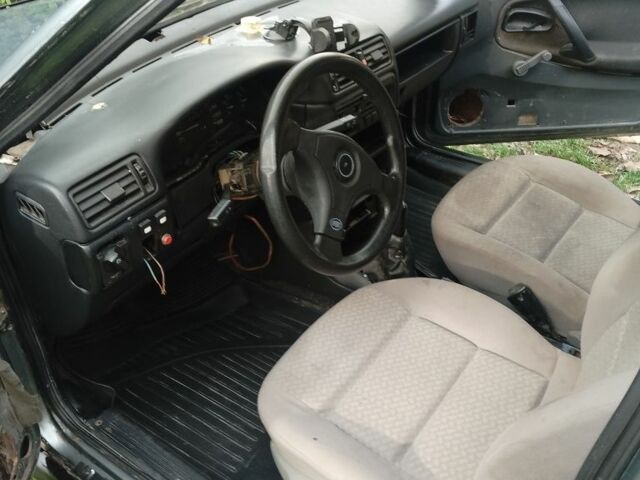 Серый ВАЗ 2109, объемом двигателя 1 л и пробегом 111 тыс. км за 600 $, фото 4 на Automoto.ua