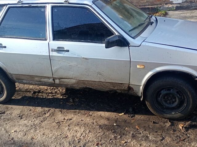 Сірий ВАЗ 2109, об'ємом двигуна 1 л та пробігом 1 тис. км за 262 $, фото 1 на Automoto.ua