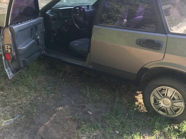 Серый ВАЗ 2109, объемом двигателя 0 л и пробегом 777 тыс. км за 600 $, фото 4 на Automoto.ua