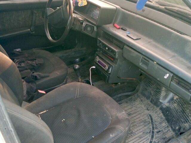 ВАЗ 2109 1996 в Новомосковске на Automoto.ua Серый ВАЗ 2109, объемом двигателя 1.5 л и пробегом 2 тыс. км за 1200 $, фото 3 на Automoto.ua