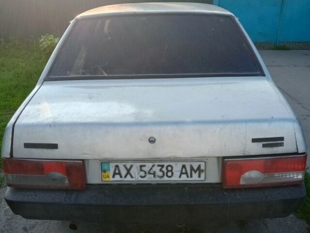 ВАЗ 2109 1996 в Новомосковске на Automoto.ua Серый ВАЗ 2109, объемом двигателя 1.5 л и пробегом 2 тыс. км за 1200 $, фото 5 на Automoto.ua
