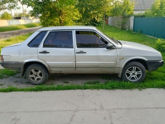 ВАЗ 2109 1996 в Новомосковске на Automoto.ua Серый ВАЗ 2109, объемом двигателя 1.5 л и пробегом 2 тыс. км за 1200 $, фото 4 на Automoto.ua