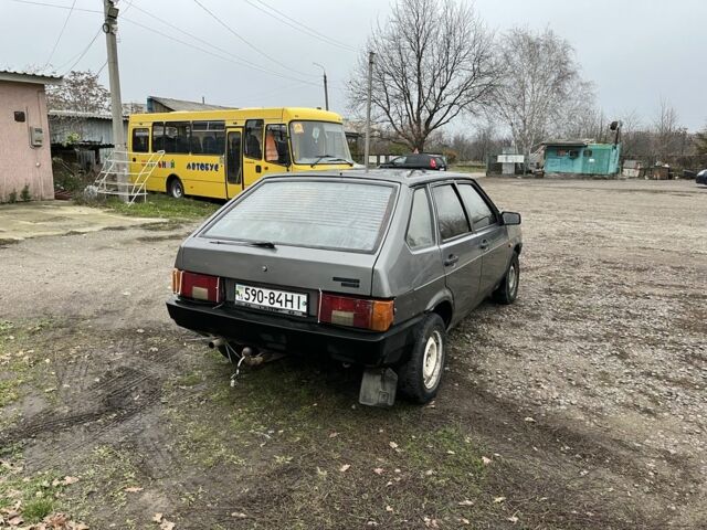 Серый ВАЗ 2109, объемом двигателя 0 л и пробегом 200 тыс. км за 999 $, фото 7 на Automoto.ua