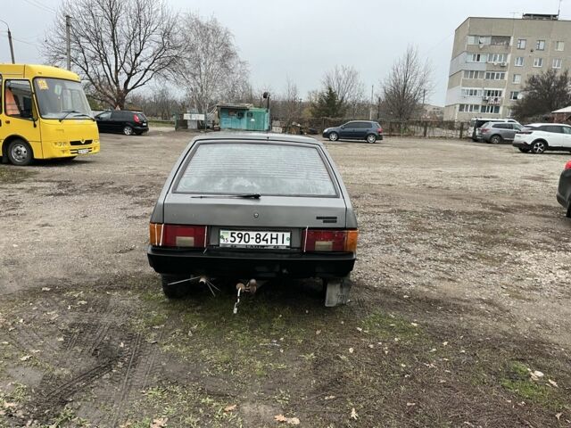 Серый ВАЗ 2109, объемом двигателя 0 л и пробегом 200 тыс. км за 999 $, фото 5 на Automoto.ua