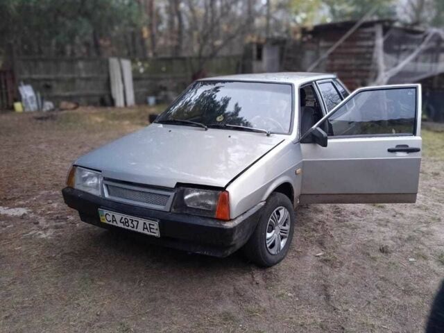 Серый ВАЗ 2109, объемом двигателя 1.5 л и пробегом 999 тыс. км за 953 $, фото 1 на Automoto.ua