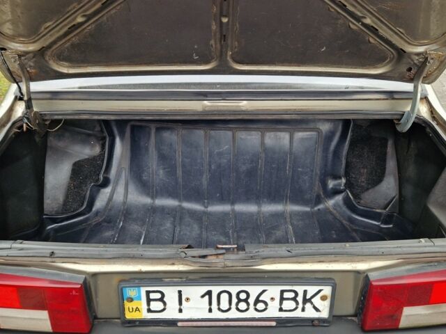 Серый ВАЗ 2109, объемом двигателя 1.5 л и пробегом 280 тыс. км за 1250 $, фото 10 на Automoto.ua
