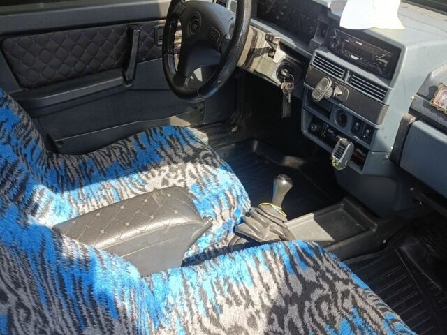 Серый ВАЗ 2109, объемом двигателя 1.6 л и пробегом 300 тыс. км за 1550 $, фото 6 на Automoto.ua