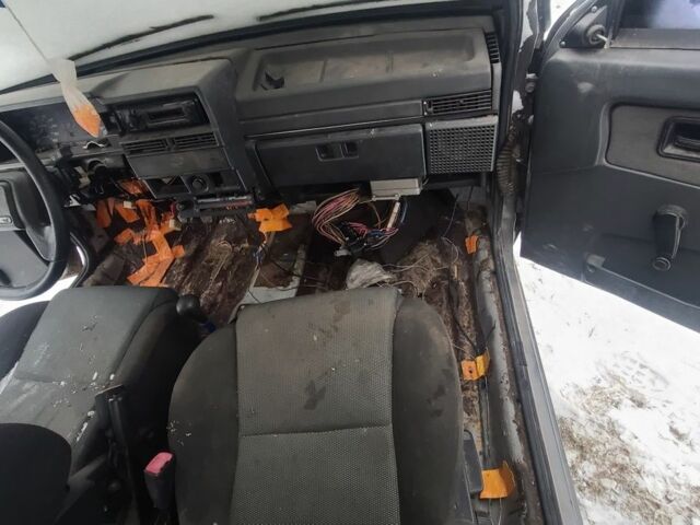 Сірий ВАЗ 2109, об'ємом двигуна 1.5 л та пробігом 235 тис. км за 523 $, фото 6 на Automoto.ua