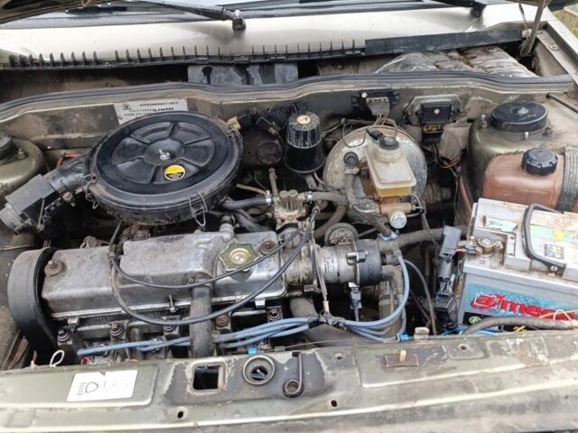 Серый ВАЗ 2109, объемом двигателя 1.5 л и пробегом 178 тыс. км за 1302 $, фото 4 на Automoto.ua