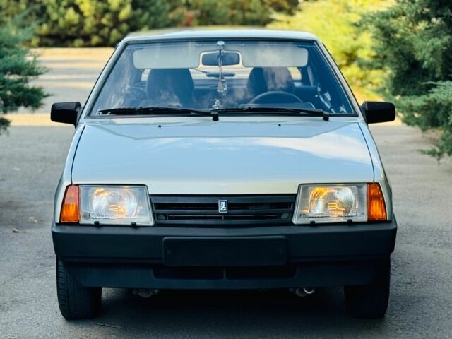 Сірий ВАЗ 2109, об'ємом двигуна 1.5 л та пробігом 27 тис. км за 4350 $, фото 6 на Automoto.ua