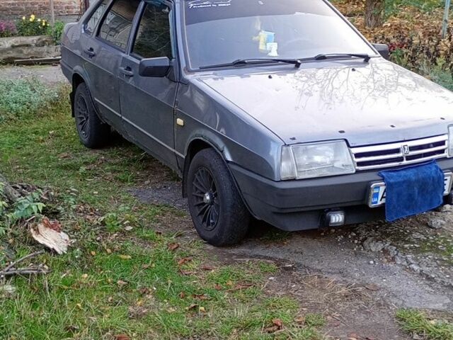 Серый ВАЗ 2109, объемом двигателя 1.5 л и пробегом 23 тыс. км за 1003 $, фото 4 на Automoto.ua