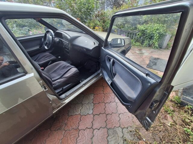 Серый ВАЗ 2109, объемом двигателя 1.6 л и пробегом 200 тыс. км за 1300 $, фото 4 на Automoto.ua