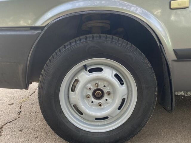 ВАЗ 2109 2007 в Чернигове на Automoto.ua Серый ВАЗ 2109, объемом двигателя 1.5 л и пробегом 200 тыс. км за 1450 $, фото 8 на Automoto.ua