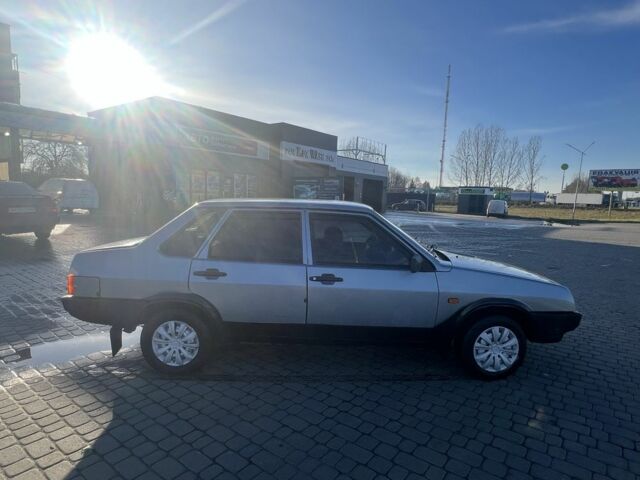 Сірий ВАЗ 2109, об'ємом двигуна 1.6 л та пробігом 200 тис. км за 1300 $, фото 1 на Automoto.ua