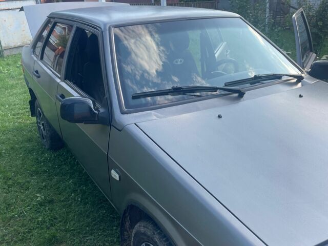 Сірий ВАЗ 2109, об'ємом двигуна 1.6 л та пробігом 230 тис. км за 1300 $, фото 6 на Automoto.ua