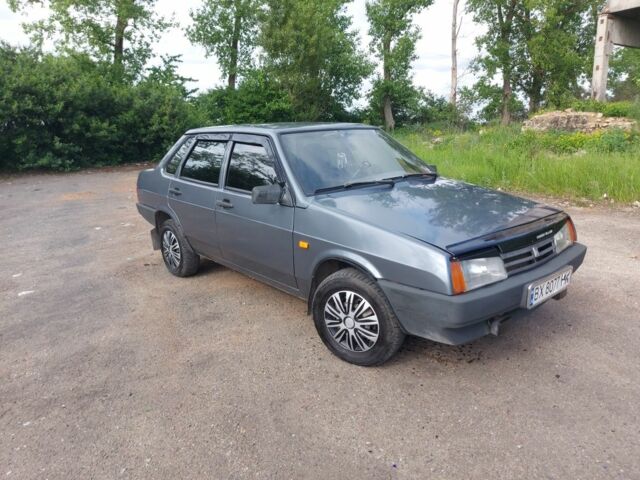 Серый ВАЗ 2109, объемом двигателя 1.6 л и пробегом 187 тыс. км за 1750 $, фото 4 на Automoto.ua