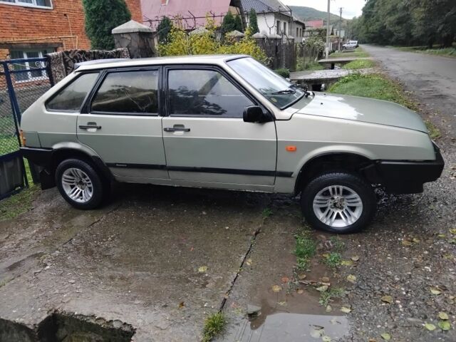 Серый ВАЗ 2109, объемом двигателя 0 л и пробегом 200 тыс. км за 700 $, фото 3 на Automoto.ua