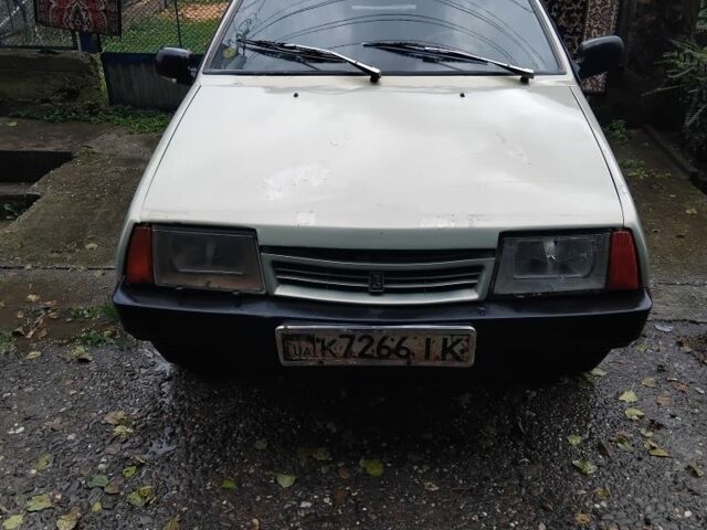 Серый ВАЗ 2109, объемом двигателя 0 л и пробегом 200 тыс. км за 700 $, фото 1 на Automoto.ua