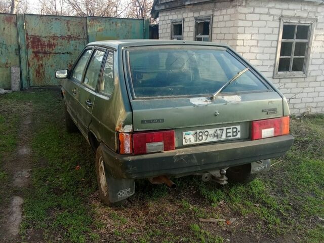 Серый ВАЗ 2109, объемом двигателя 0 л и пробегом 300 тыс. км за 333 $, фото 5 на Automoto.ua