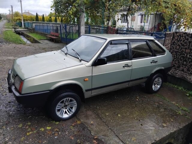 Серый ВАЗ 2109, объемом двигателя 0 л и пробегом 200 тыс. км за 700 $, фото 2 на Automoto.ua