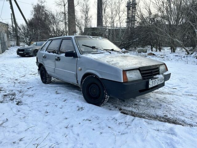 Серый ВАЗ 2109, объемом двигателя 0 л и пробегом 200 тыс. км за 600 $, фото 2 на Automoto.ua